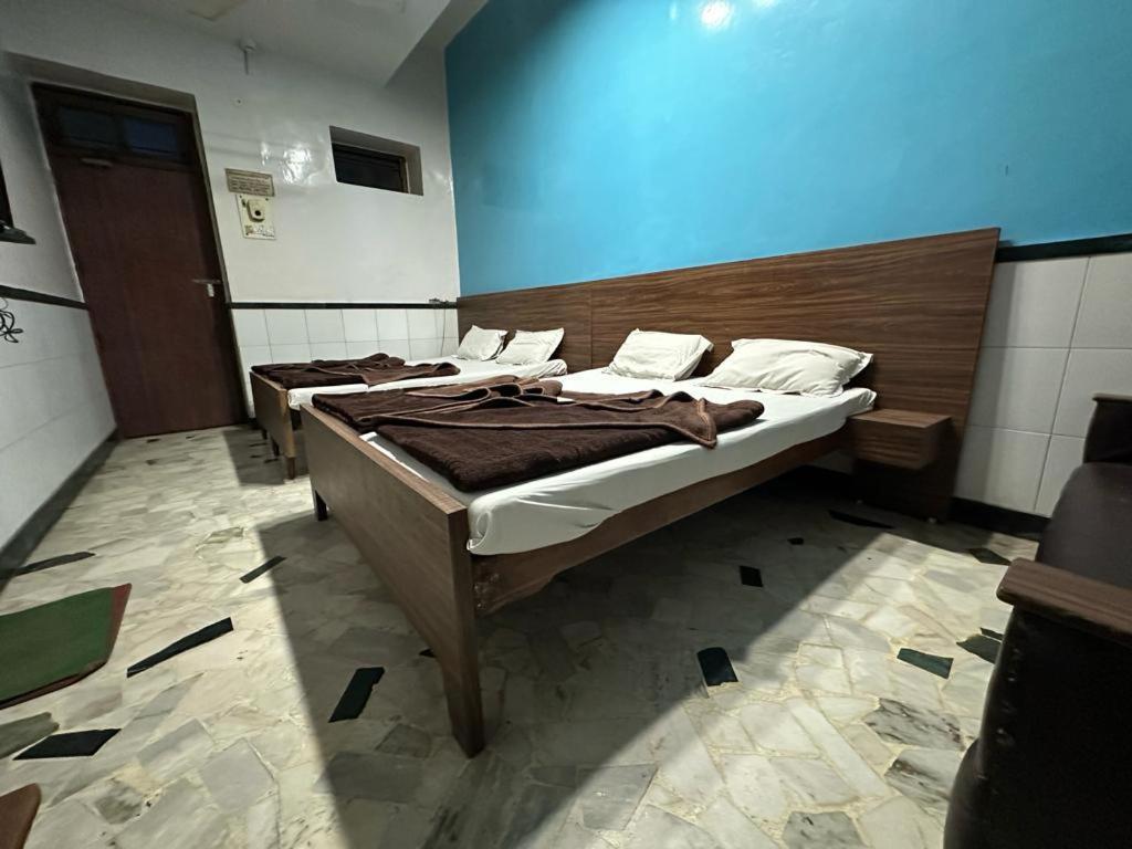 New Royal Hotel Delhi  Bagian luar foto