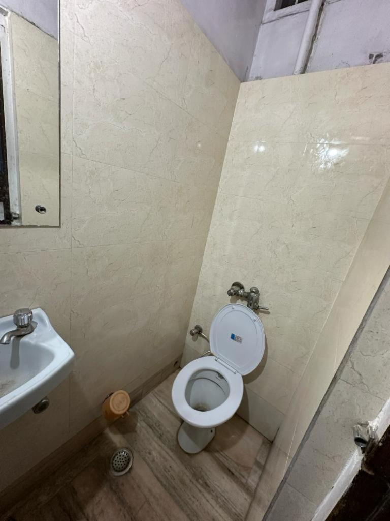 New Royal Hotel Delhi  Bagian luar foto