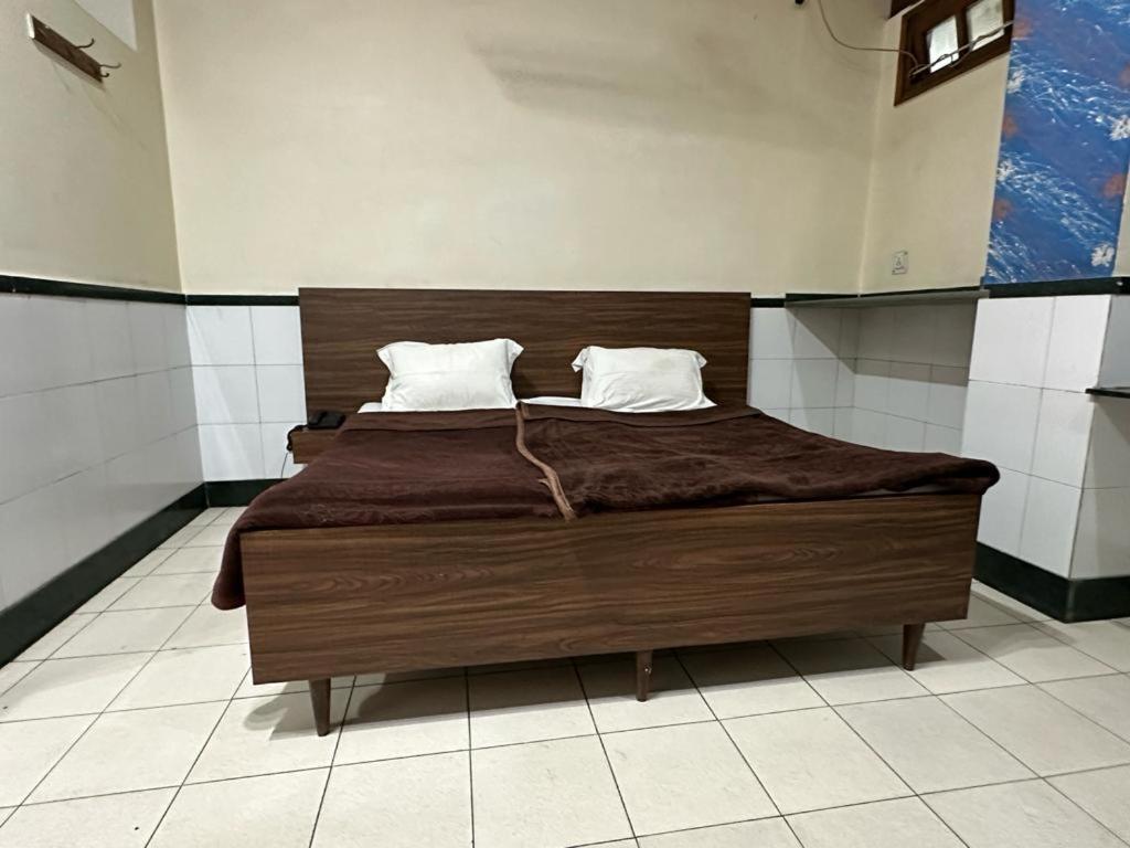 New Royal Hotel Delhi  Bagian luar foto